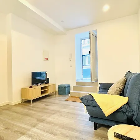 Center Apt- Two Bedroom In Martim Moniz * Lisboa